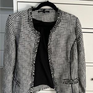 White House Black Market jacket in good condition.